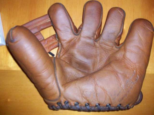 Ted Williams Wilson A2210 Front